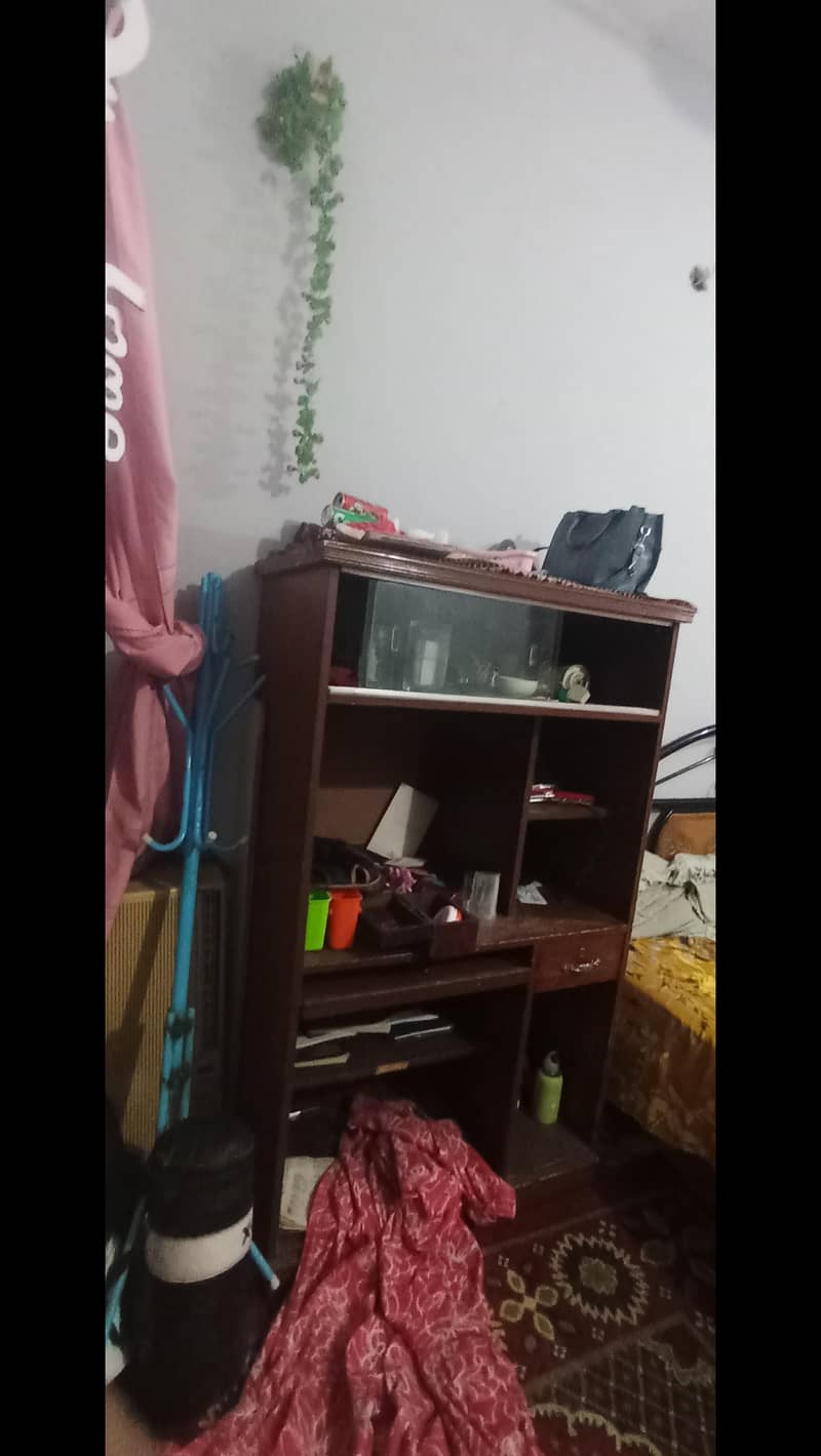 study table 0