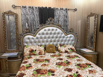 golden bed set