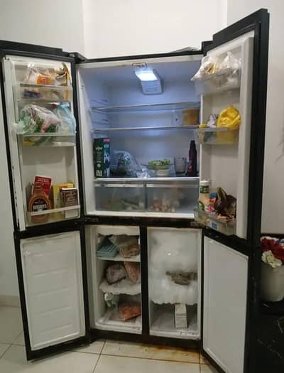 SG 4DOOR LIKE NEW CONDITION IN USE
