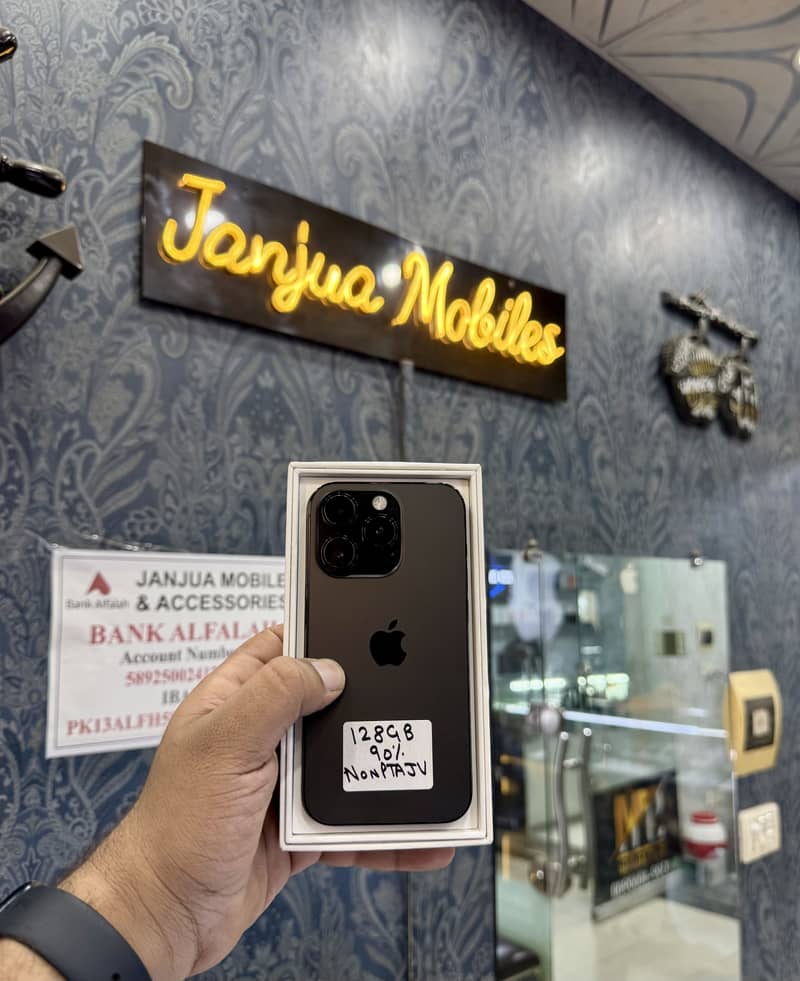 iPhone 14 Pro 2