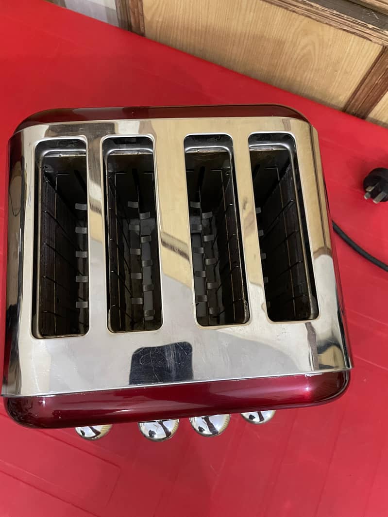 Morphy Richards 4'Slice Toaster 1