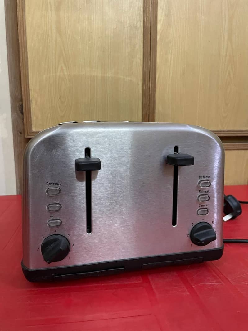 Morphy Richards 4'Slice Toaster 10