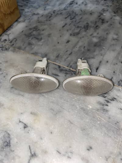 Suzuki Swift Cultus Wagon R Alto Fender Genuine Indicator Lights