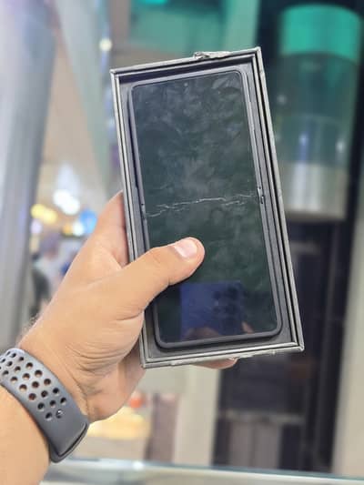 Z FIlP 7 12 256GB non pta sim lock