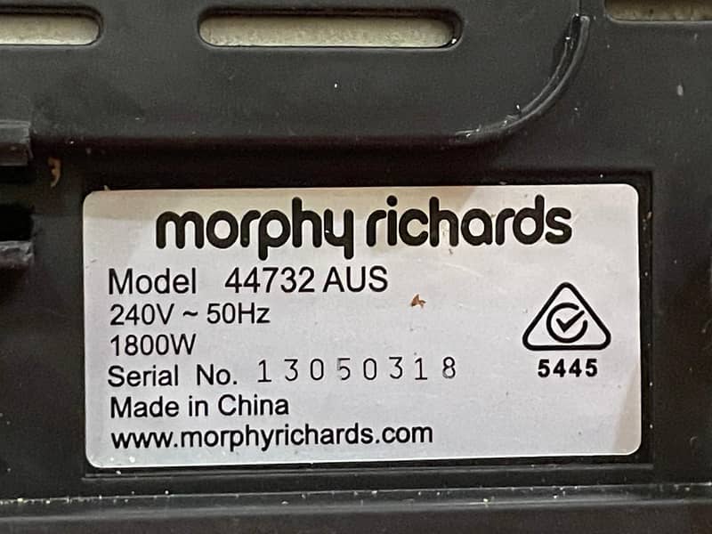 Morphy Richards 4'Slice Toaster 17