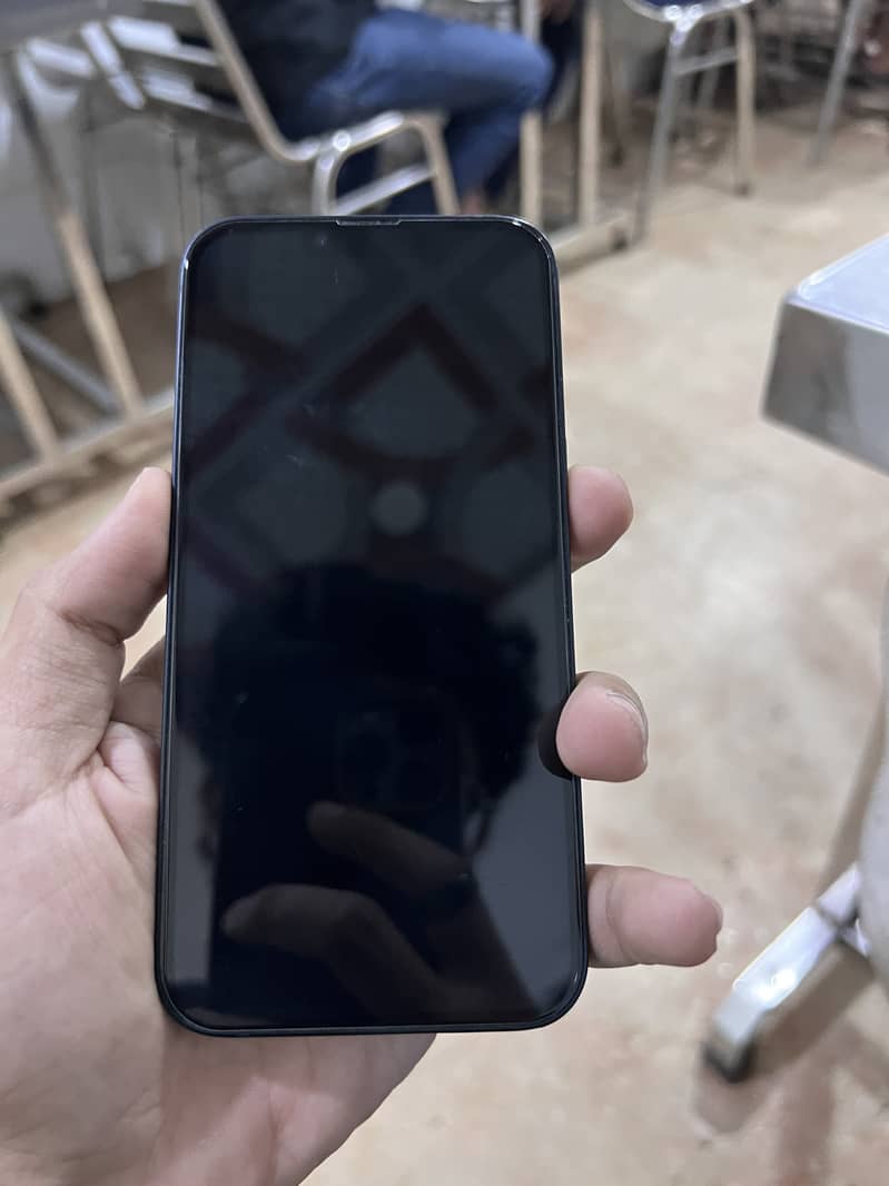 Apple iPhone 14 2