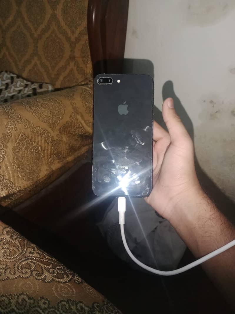 iPhone 8 plus 1