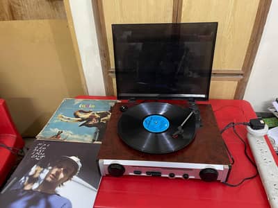 Vintage Electric Vinyl Record Player