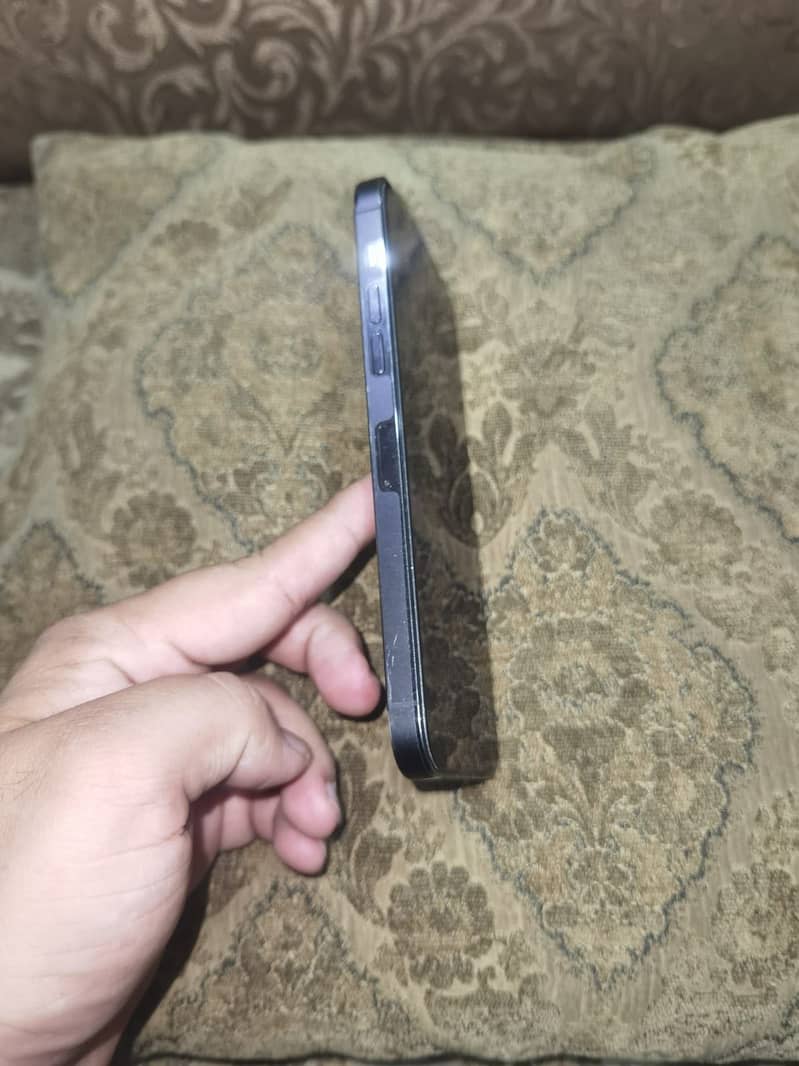 Iphone 14 pro max 1