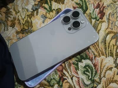 15 PRO MAX JV 256 GB