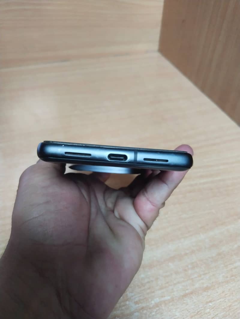 Google Pixel 7 5