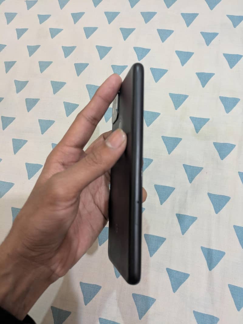 Google Pixel 4a5g 4