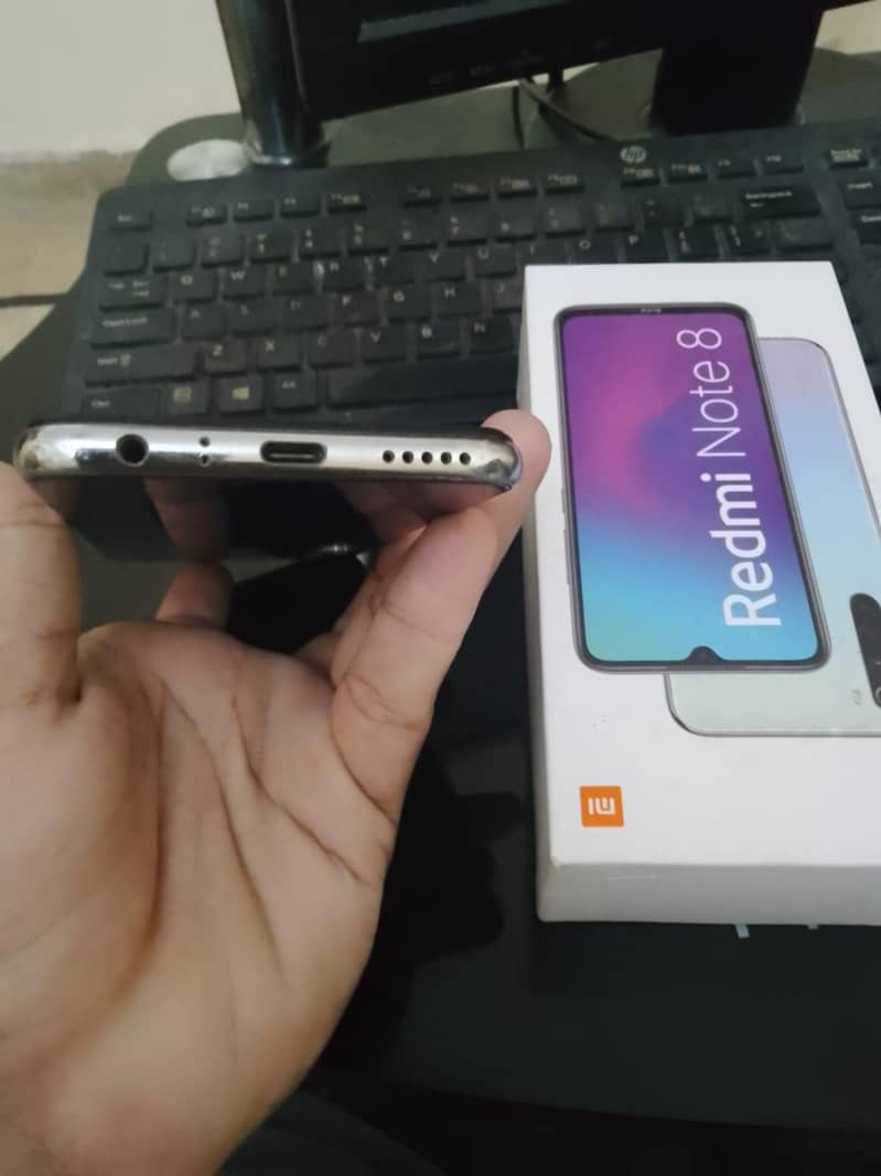 Redmi note 8 with box 4