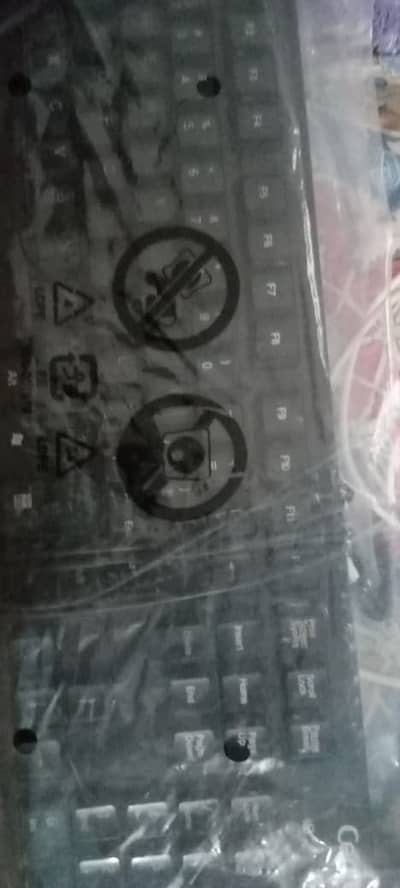 Branded keyboard fo sale just like new