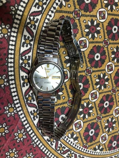 Seiko 5 automatic Watch made in japan