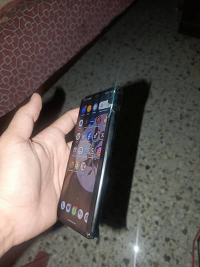 Vivo V21