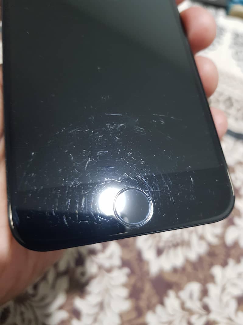 iPhone 7 Panel 3