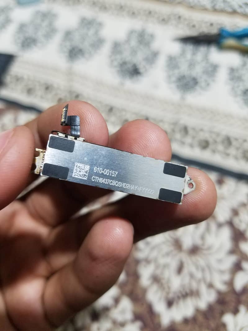 iPhone 7 Taptic Engine 3