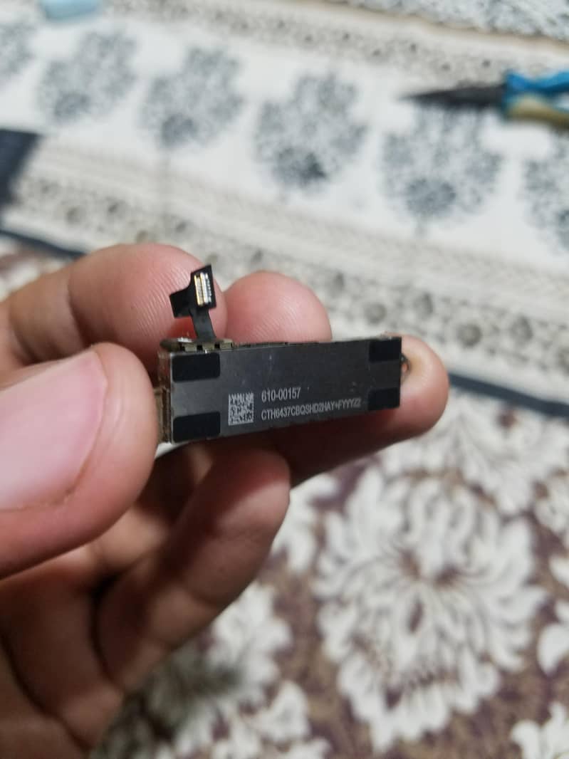 iPhone 7 Taptic Engine 4