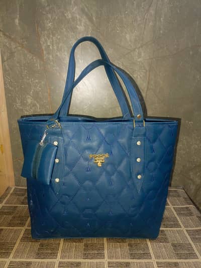 PRADA HANDBAGE imported build quality 