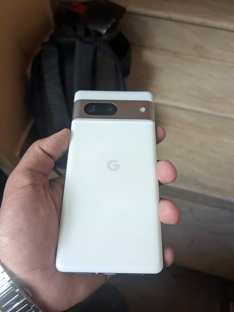 Google pixel 7 3