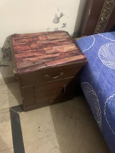 king bed & metrss