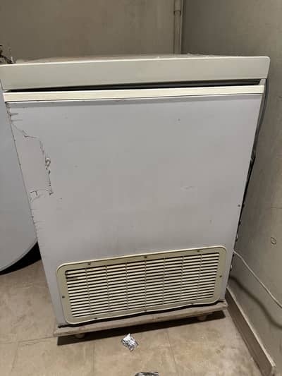 Dawlance Deep Freezer