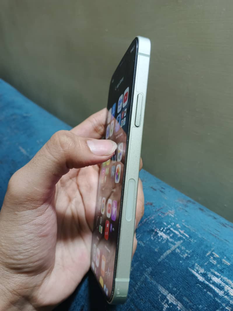 iPhone 12 1