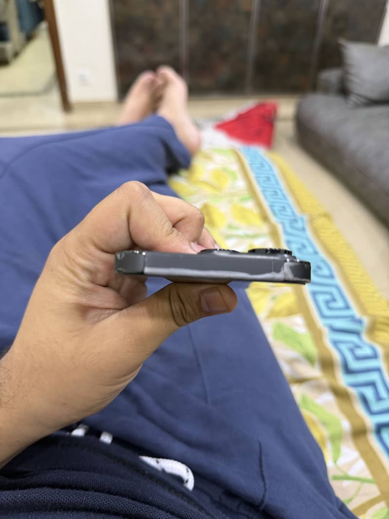 Iphone 14 pro Jv 1