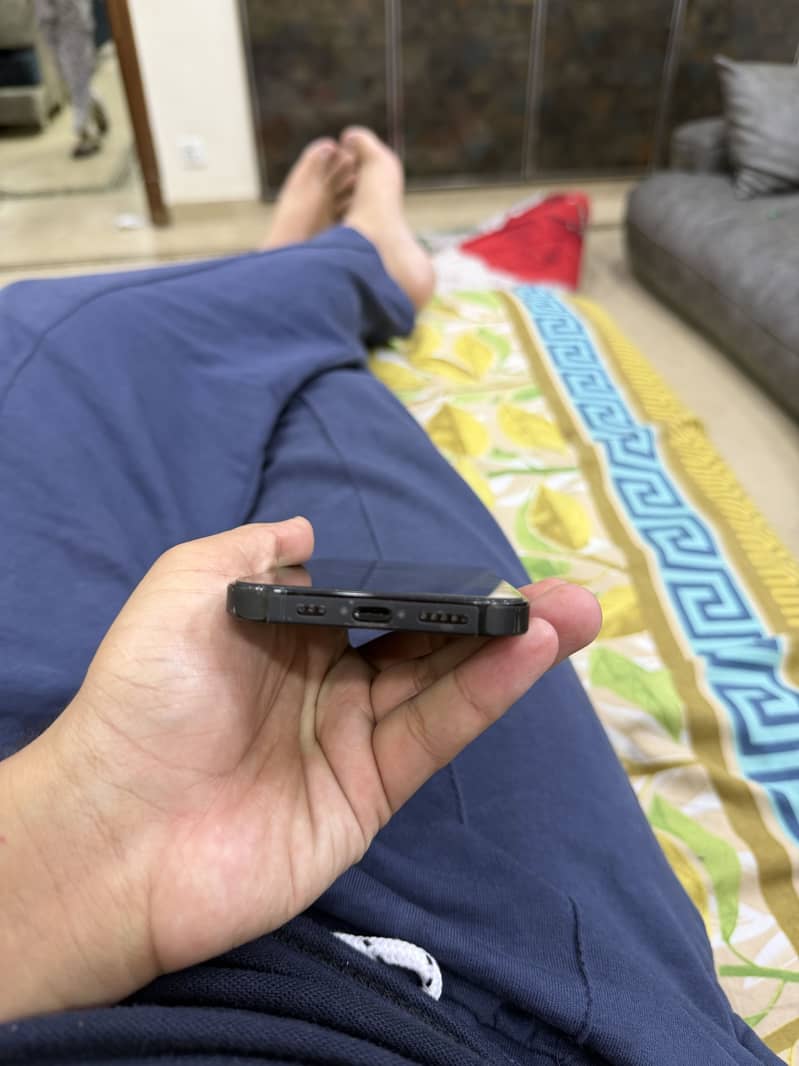 Iphone 14 pro Jv 3
