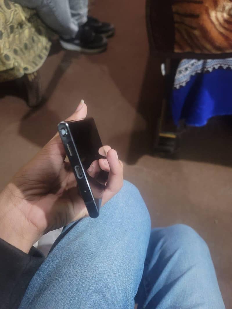 only phone 4