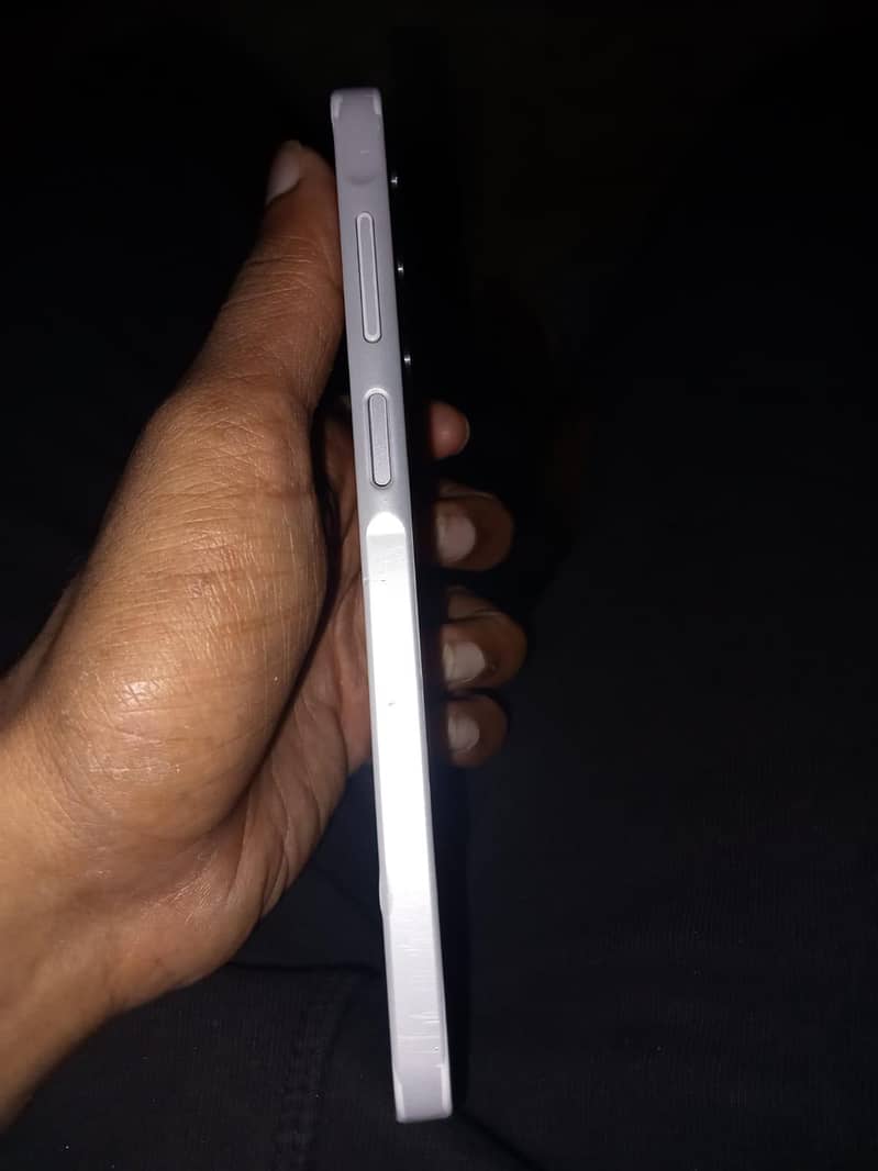 ALL ORIGINAL MOBILE 4