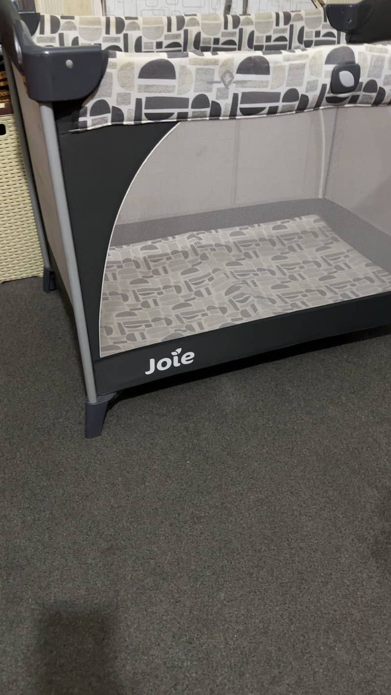 Baby cot 0