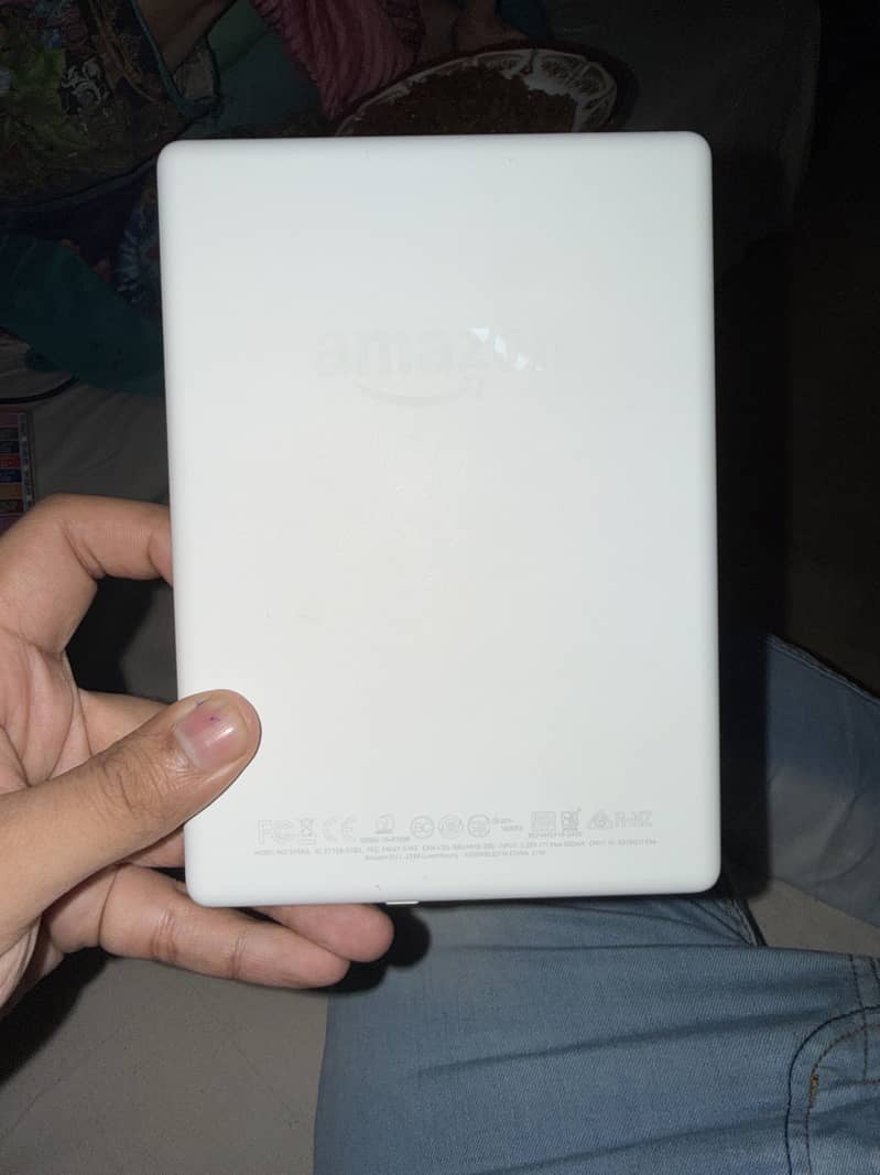 Amazon kindle withe paper touch 1