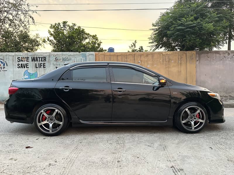 Clean corolla 2011/12 1