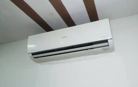 3 year old fresh condition dc inverter