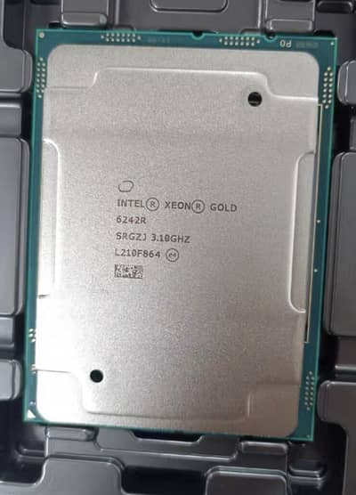 Intel Xeon 6242R pair server pulled