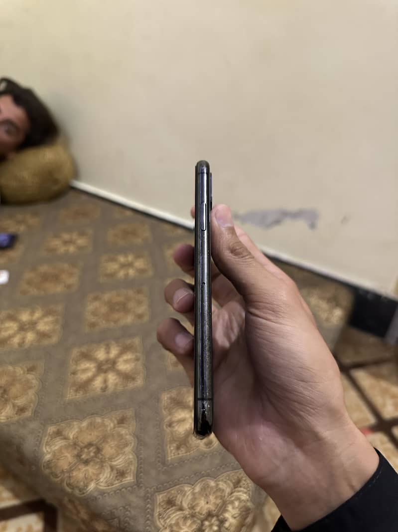 iPhone 4
