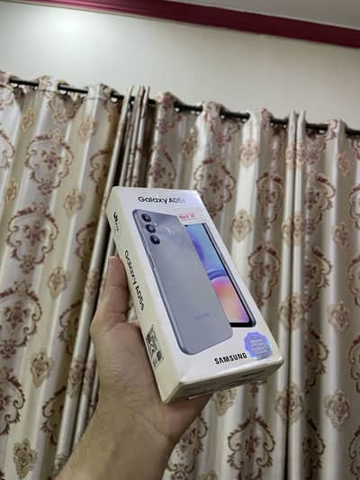 Samsung Mobile | Box & Accessories | 6/128