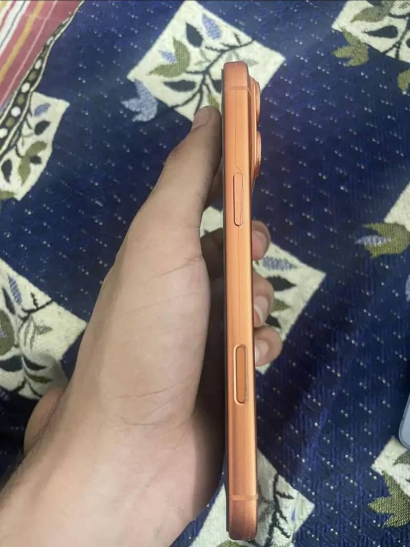 iphone  17 pro max 3