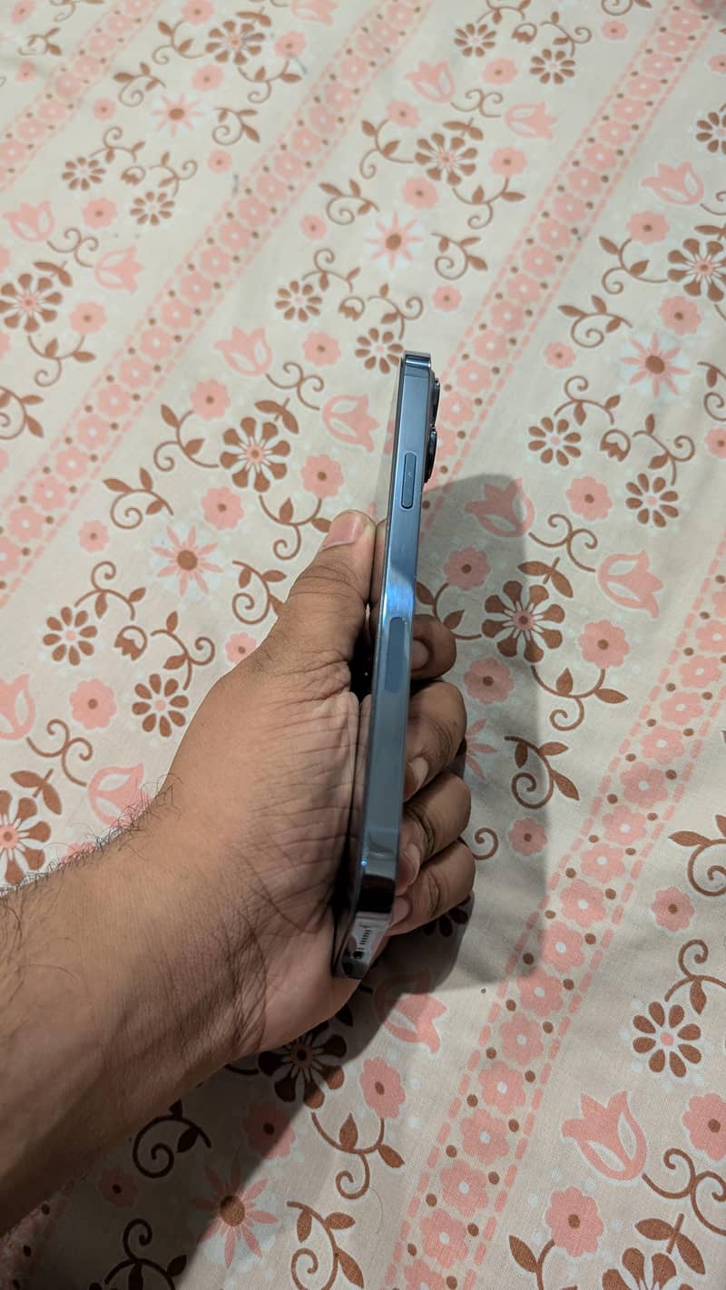 Iphone 13 pro max JV 1