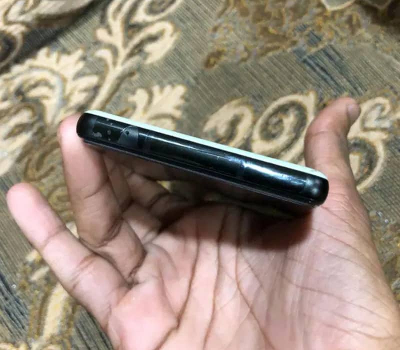Google pixel 6a 3
