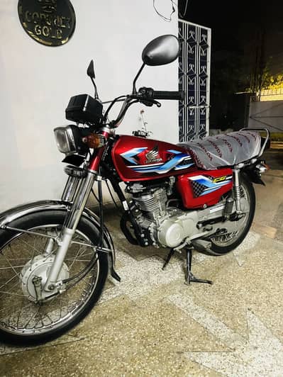 Honda CG 125.2024 model . . like a new bike . . very low mileage