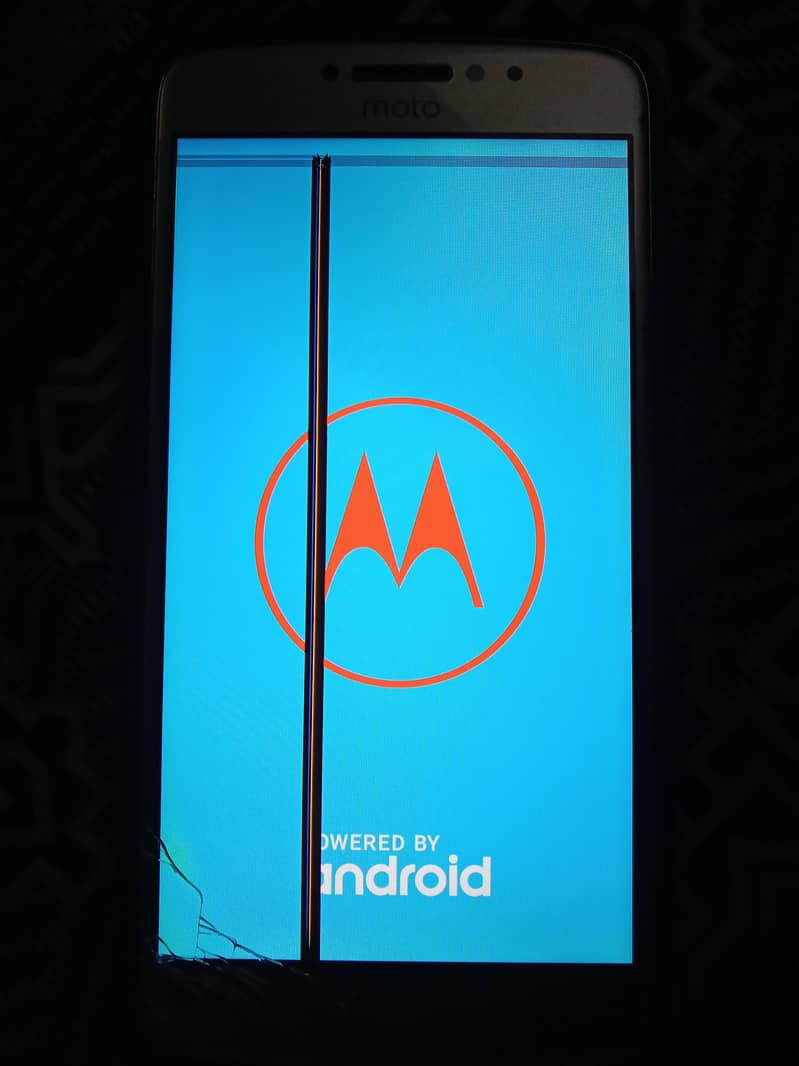 Moto E4 plus 4