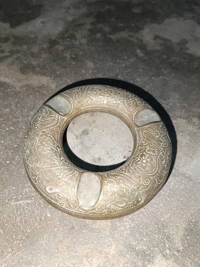 Brass ashtry for cigarette