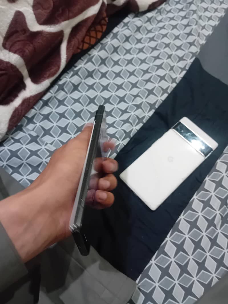 Google pixel 6a 4