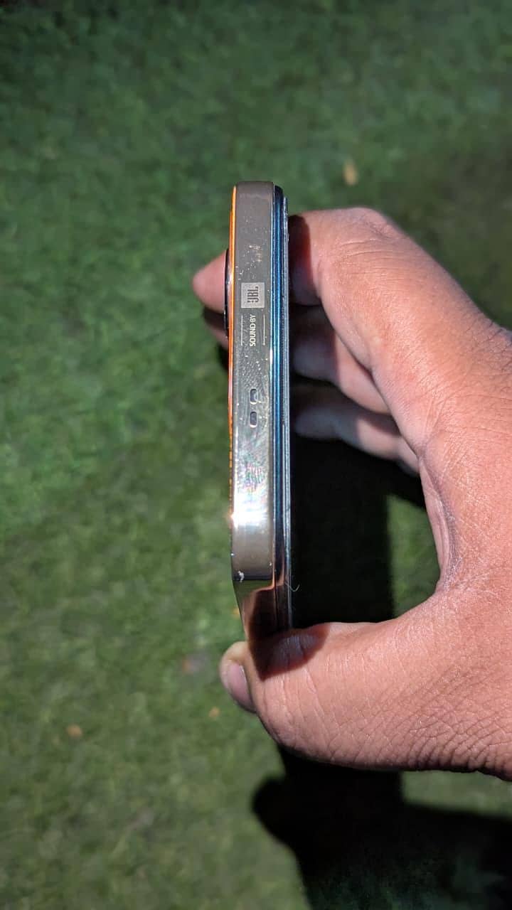 Infinix Note 30 6