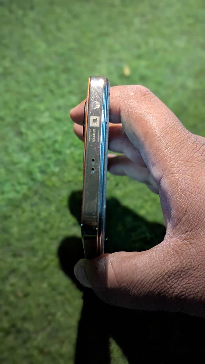 Infinix Note 30 13