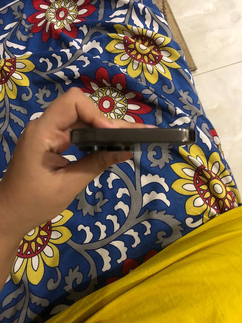 IPHONE 13 PRO MAX 4