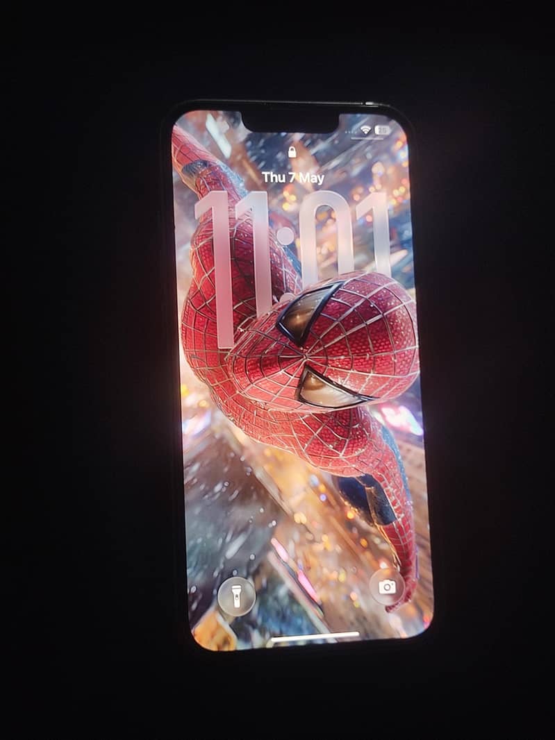 iPhone 13 pro white  7